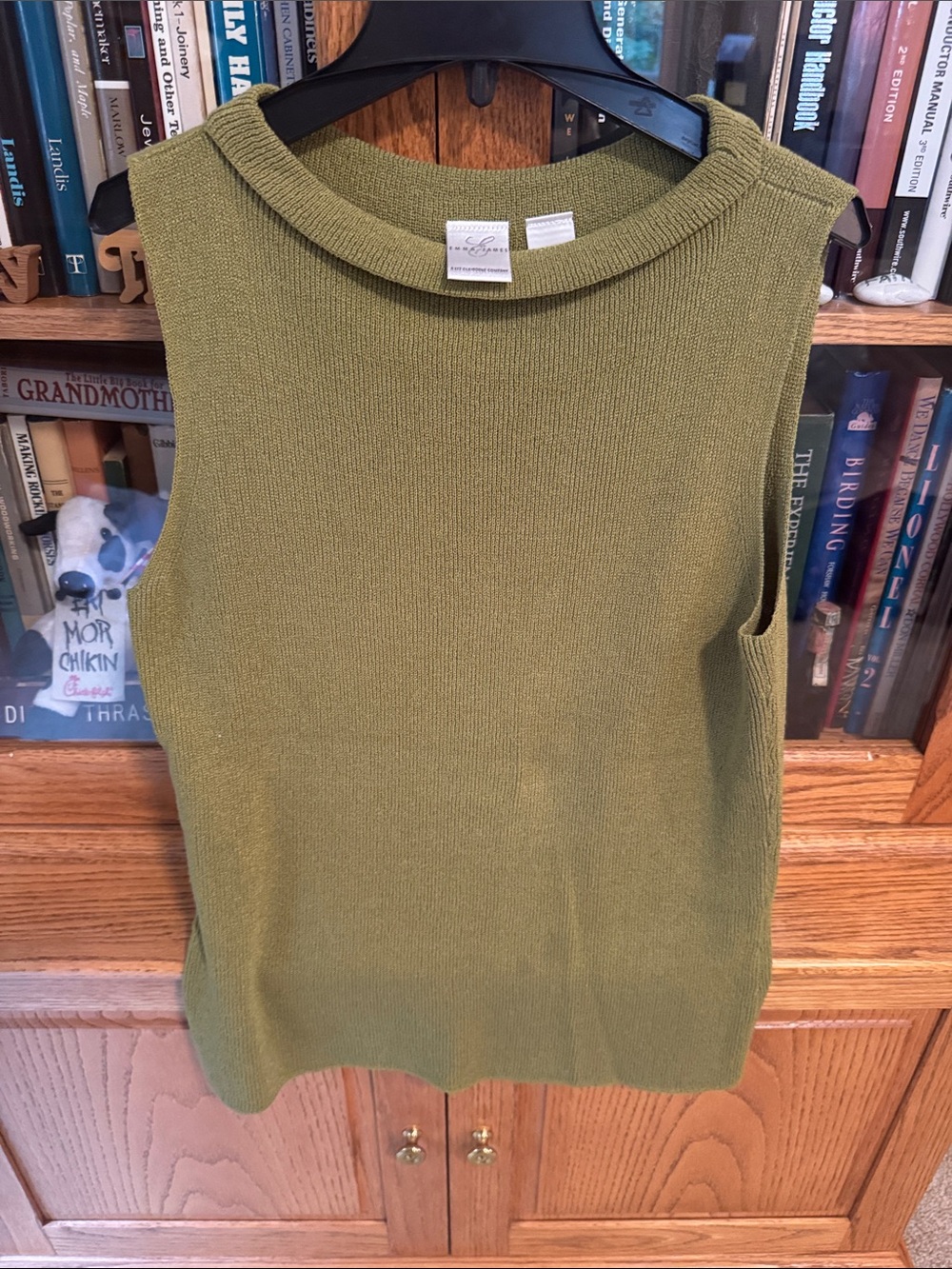 Emma James Olive Green Sleeveless Knit Shell Top